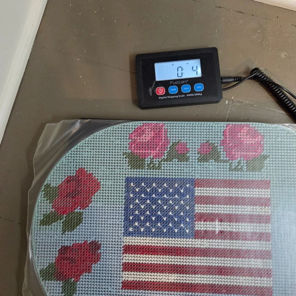 Vtg Handmade Needlepoint American Flag Roses Patriotic Oval Placemat Decor 17.5